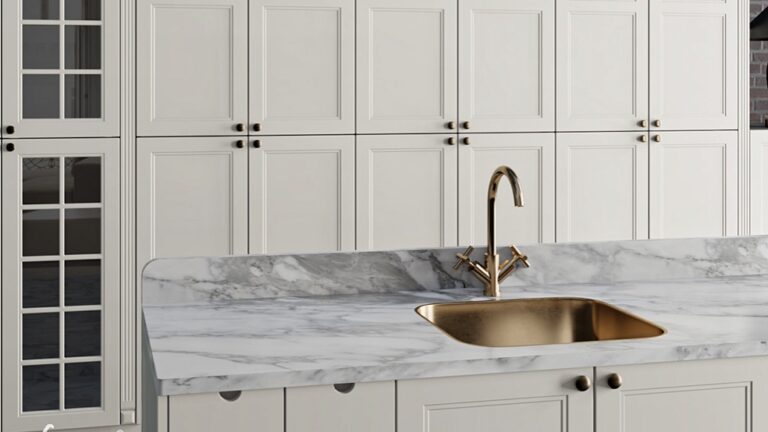 Detta kök från IKEA har fått sina köksluckor utbytta till nya köksluckor i färgen Caffe Latte.